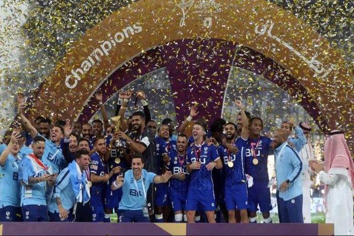 تتويج الهلال بكأس لوسيل